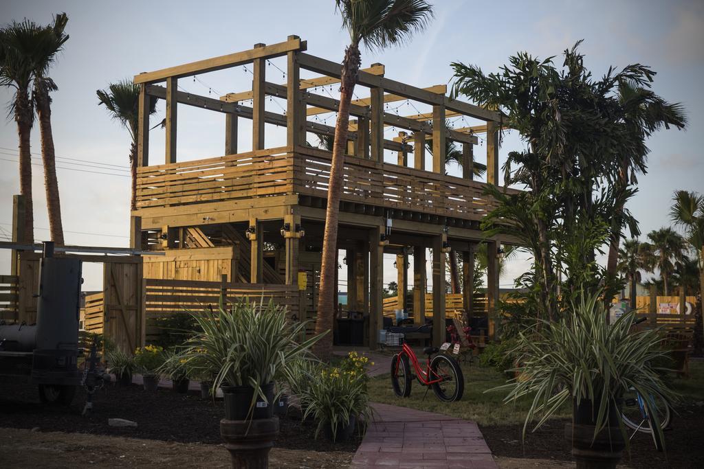 Camp Coyoacan Порт Арансас Екстериор снимка